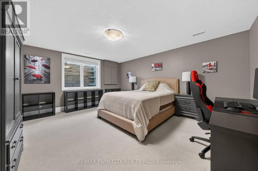6 Eldale Road — photo 35 of 40