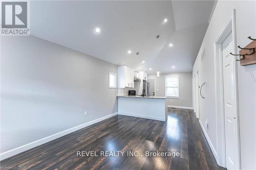 222 Kensington Avenue N — photo 30 of 35