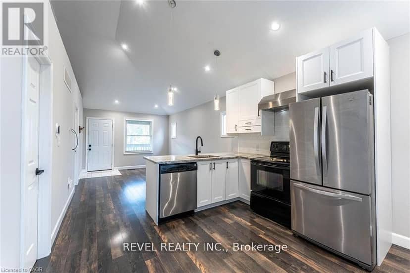 222 Kensington Avenue N — photo 9 of 35