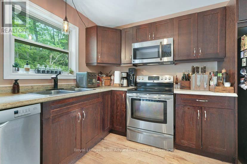 5 - 45 Seguin Place — photo 15 of 40