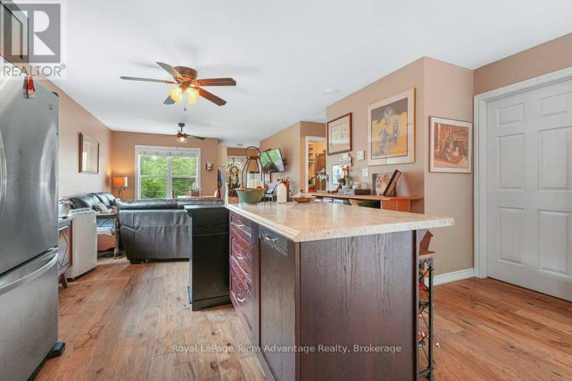 5 - 45 Seguin Place — photo 20 of 40
