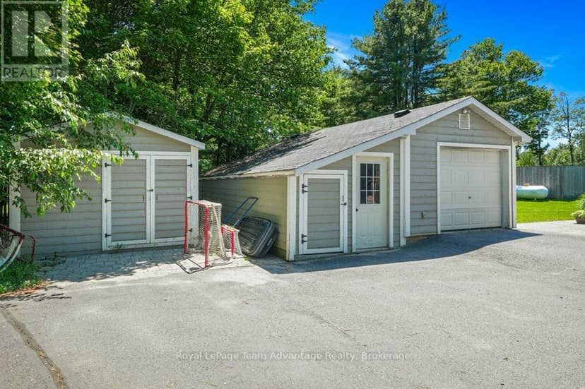 1 Glenrock Road — photo 37 of 40
