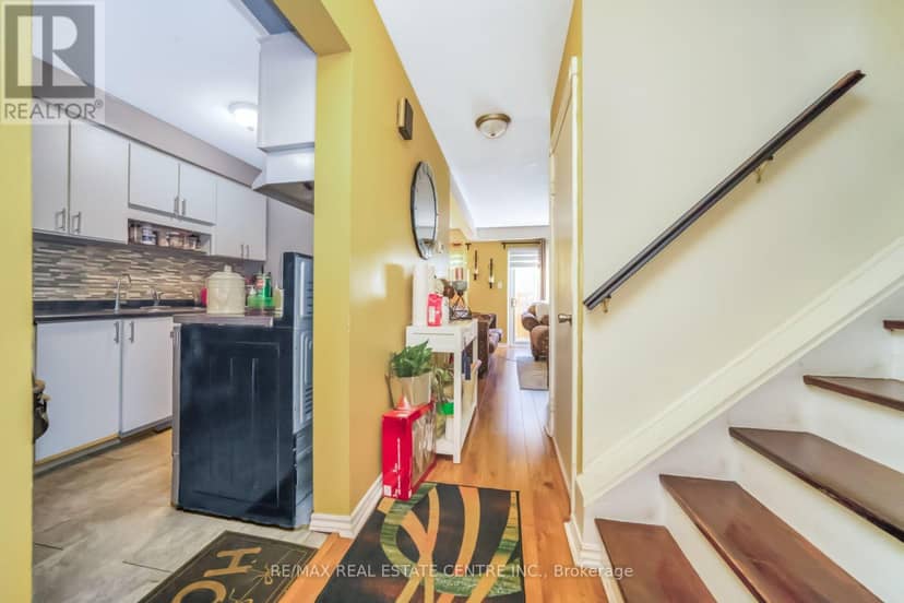 59 Craigleigh Crescent — photo 5 of 19