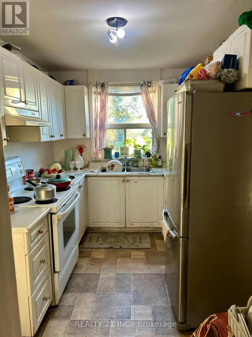 176 Linden Avenue — photo 11 of 25