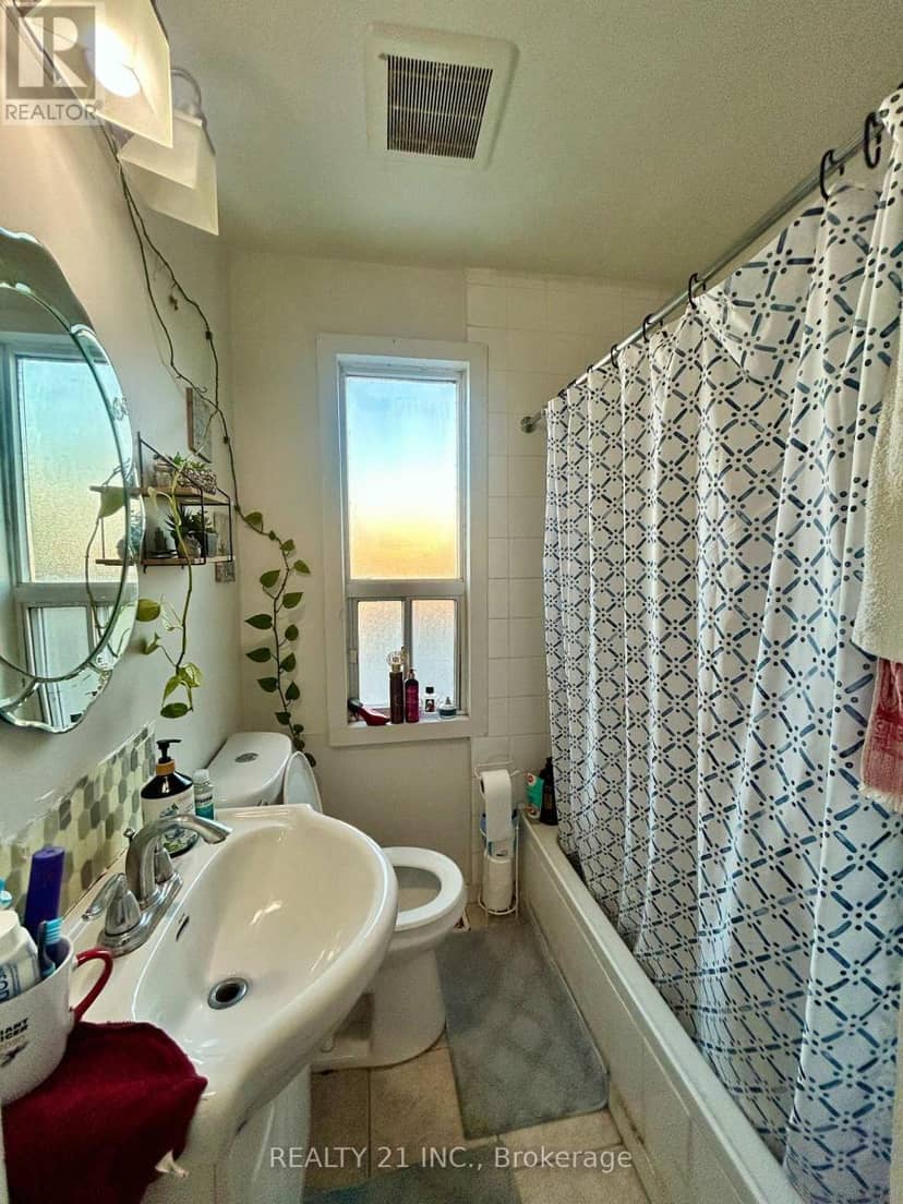 176 Linden Avenue — photo 17 of 25