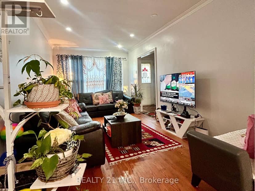 176 Linden Avenue — photo 4 of 25