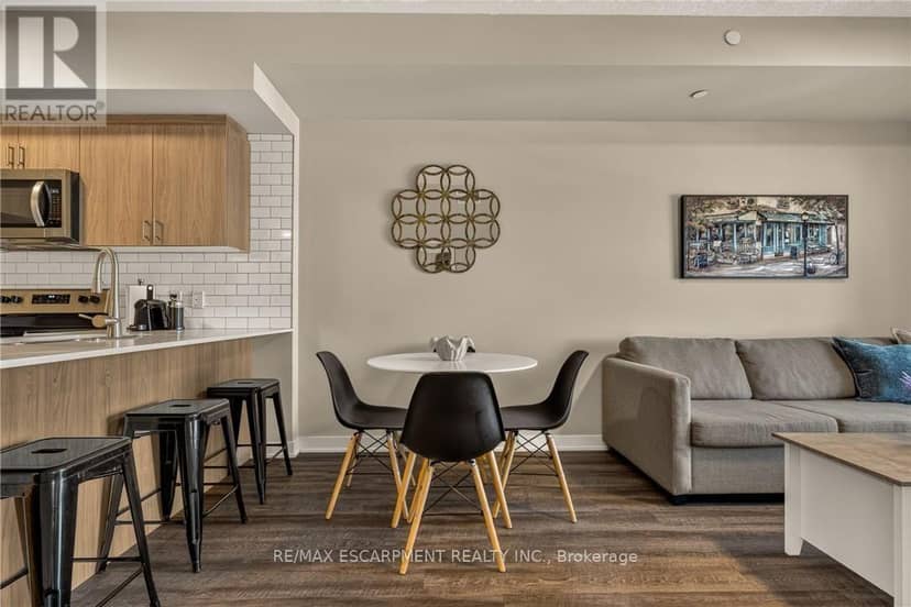 413 - 16 Markle Crescent — photo 14 of 40