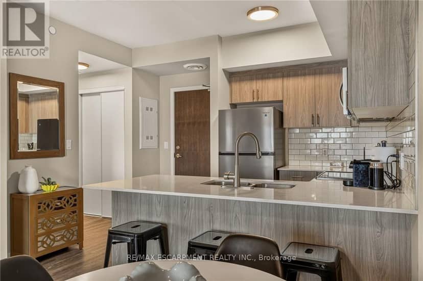413 - 16 Markle Crescent — photo 27 of 40