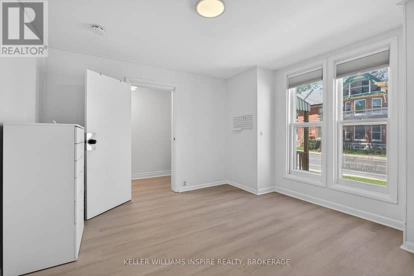 512 Johnson Street — photo 9 of 40