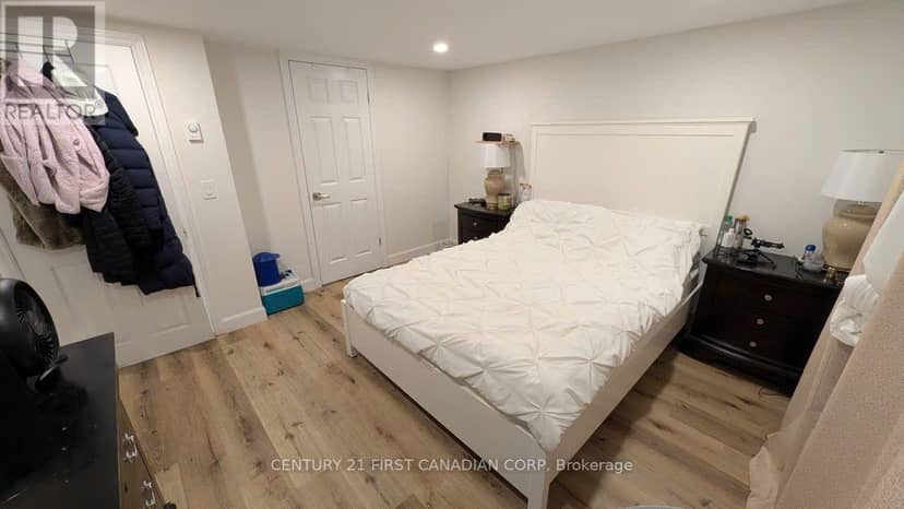 604 Headley Drive — photo 19 of 35