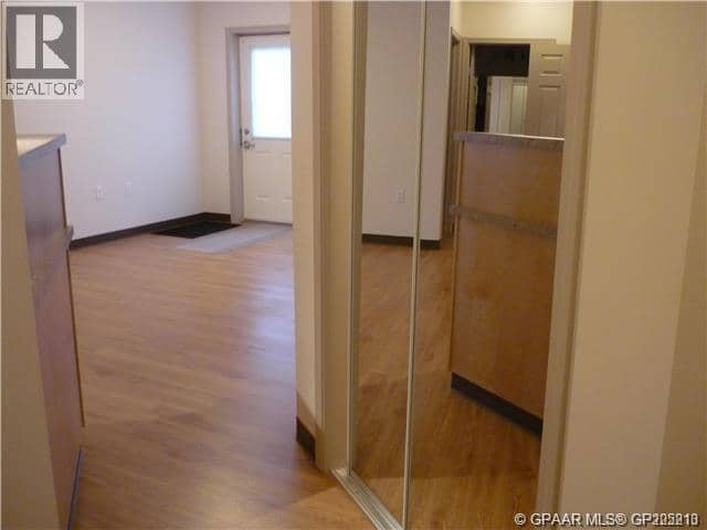 5, 4304 51 Street — photo 17 of 19