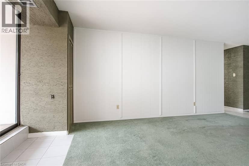 81 CHURCH Street Unit# 202 — photo 10 of 40