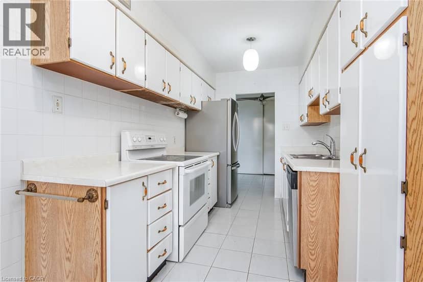 81 CHURCH Street Unit# 202 — photo 19 of 40