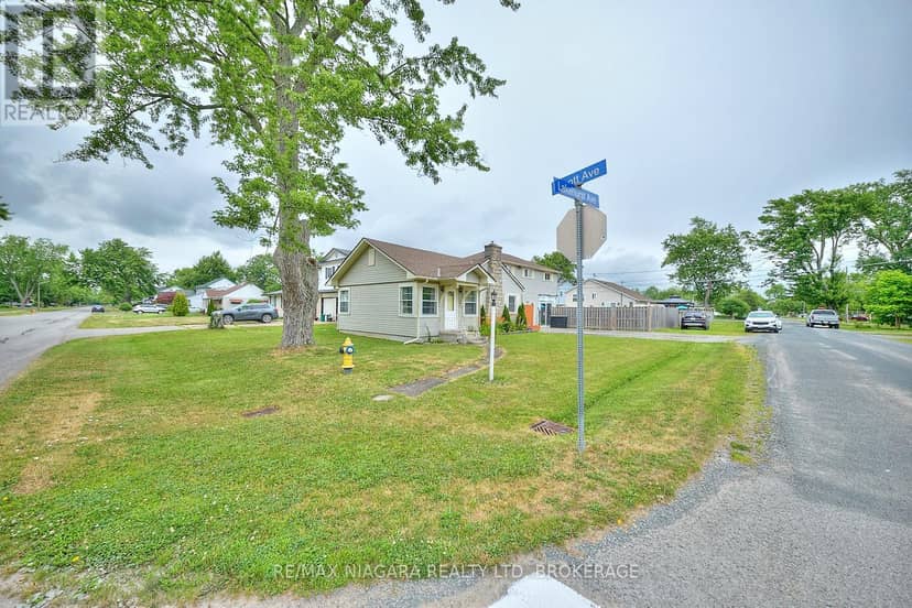 1444 Lakehurst Avenue — photo 34 of 40