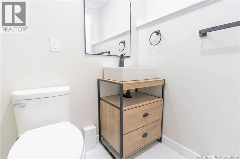 23 Harding Street — photo 10 of 40