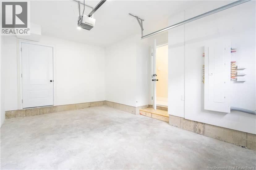23 Harding Street — photo 11 of 40