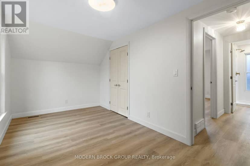 108 George Street — photo 27 of 40