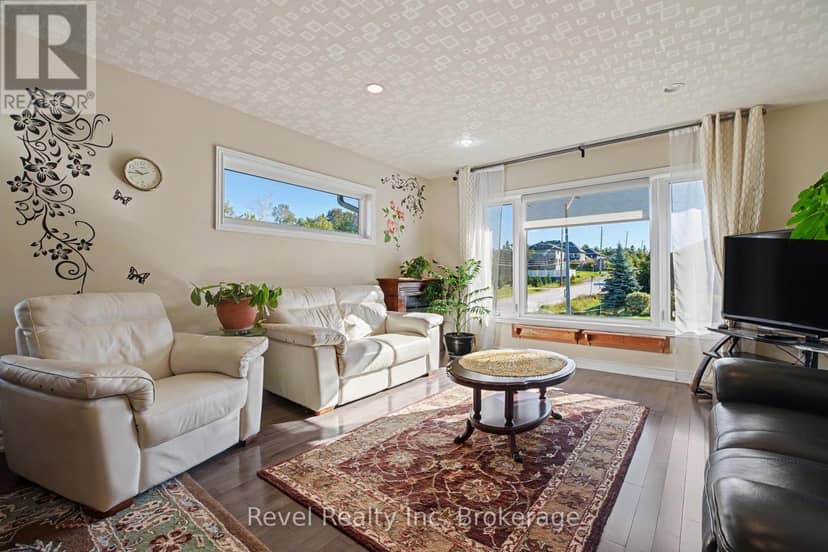 5 Sugarbush Street — photo 15 of 40