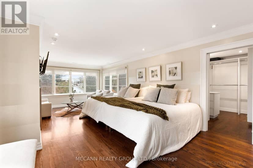 27 Strathgowan Crescent — photo 28 of 40