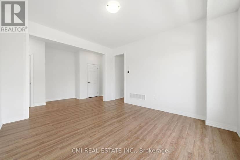 2 George Ellis Drive — photo 17 of 40