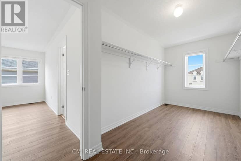 2 George Ellis Drive — photo 30 of 40