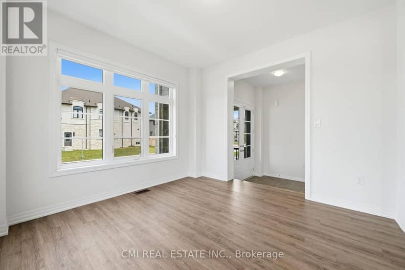 2 George Ellis Drive — photo 9 of 40