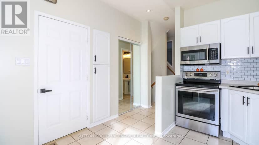 15 Bruce Crescent, Barrie, photo 7