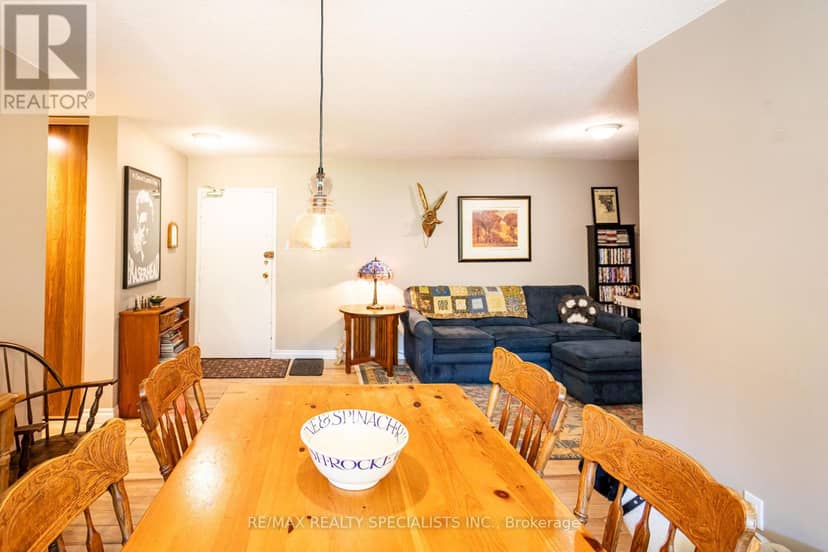 410 - 966 Inverhouse Drive — photo 9 of 39