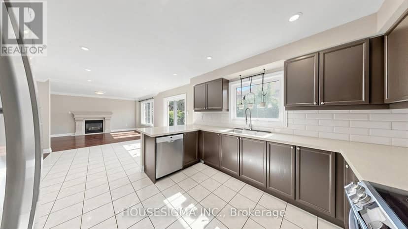 32 Willoughby Way — photo 11 of 40
