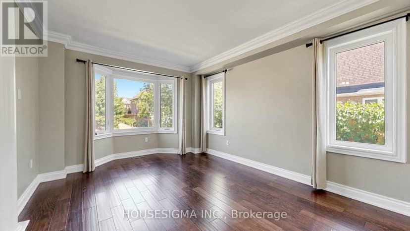 32 Willoughby Way — photo 2 of 40