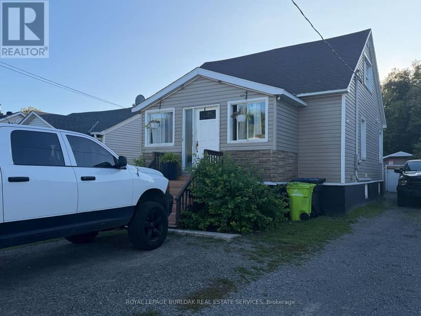 317 Moody Street — photo 2 of 3