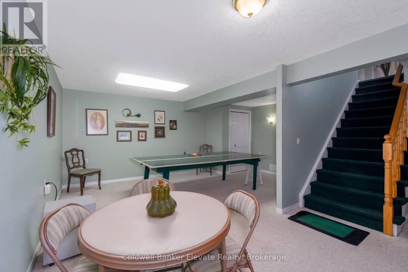 36 - 2705 Kingsway Drive — photo 27 of 40