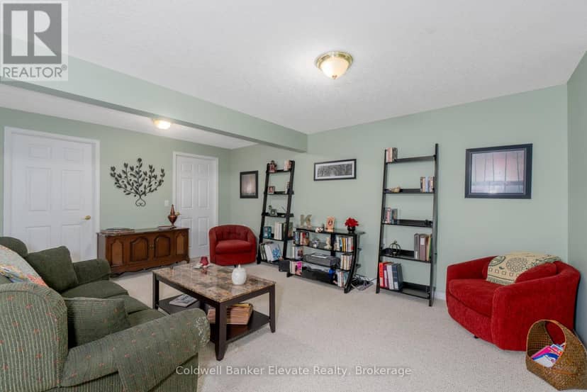36 - 2705 Kingsway Drive — photo 29 of 40