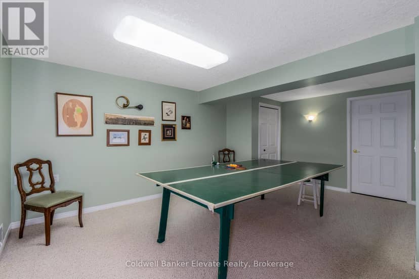 36 - 2705 Kingsway Drive — photo 32 of 40