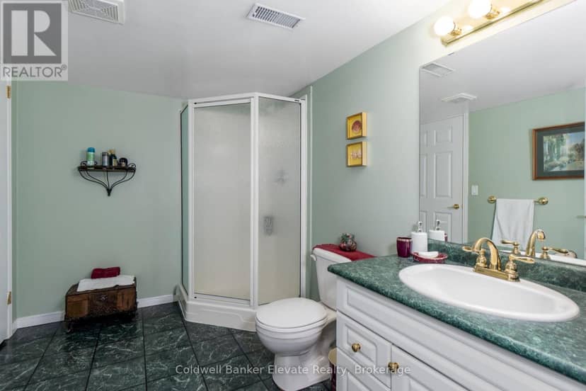 36 - 2705 Kingsway Drive — photo 36 of 40