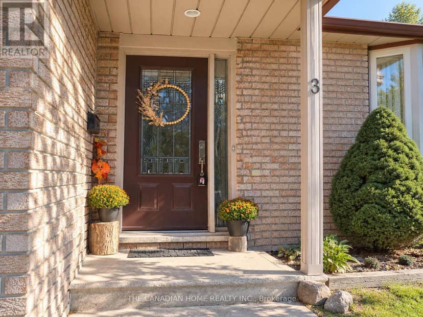 3 Dunhill Crescent N, Guelph, photo 2