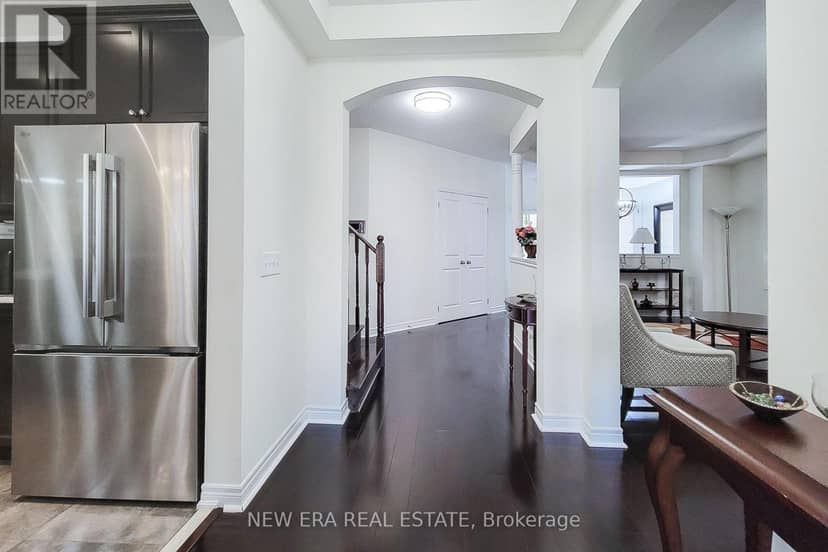 23 Curran Road — photo 13 of 40