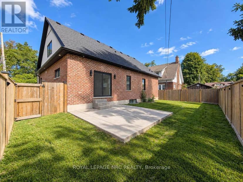 14 Charlotte Court — photo 38 of 39