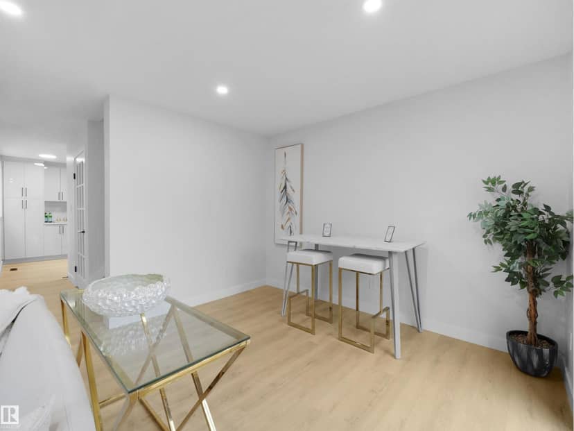 6096 Mill Woods Rd NW — photo 16 of 40