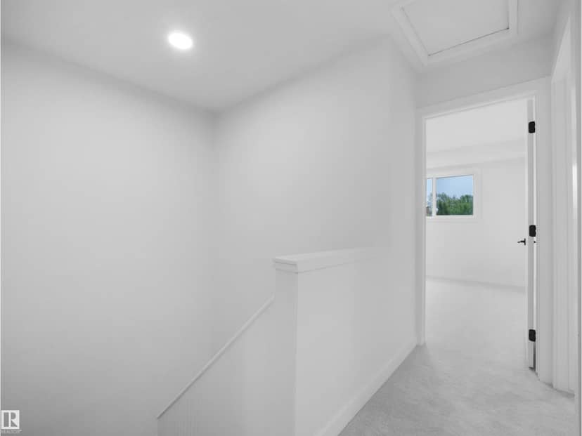 6096 Mill Woods Rd NW — photo 20 of 40