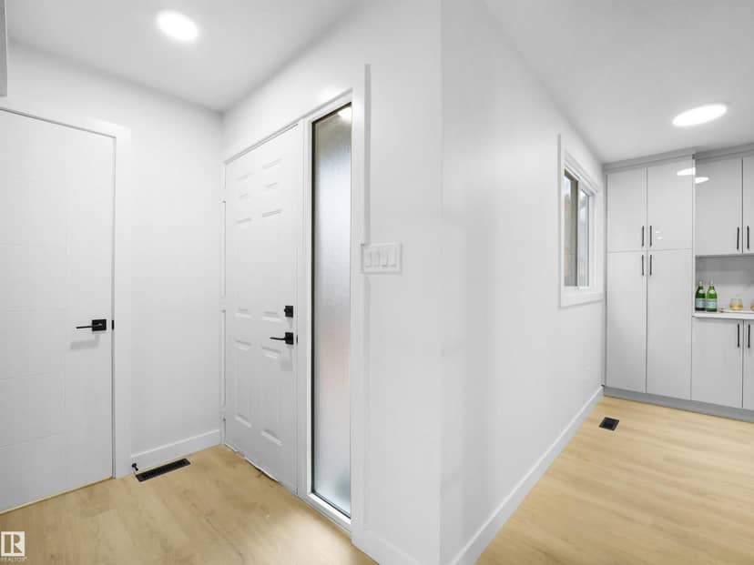 6096 Mill Woods Rd NW, Edmonton, photo 7