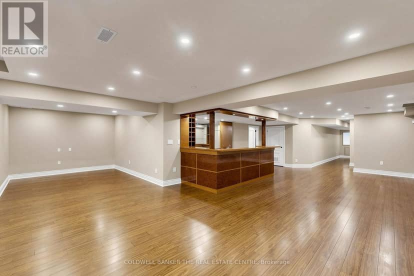 20 Shalom Aleichem Court — photo 34 of 40