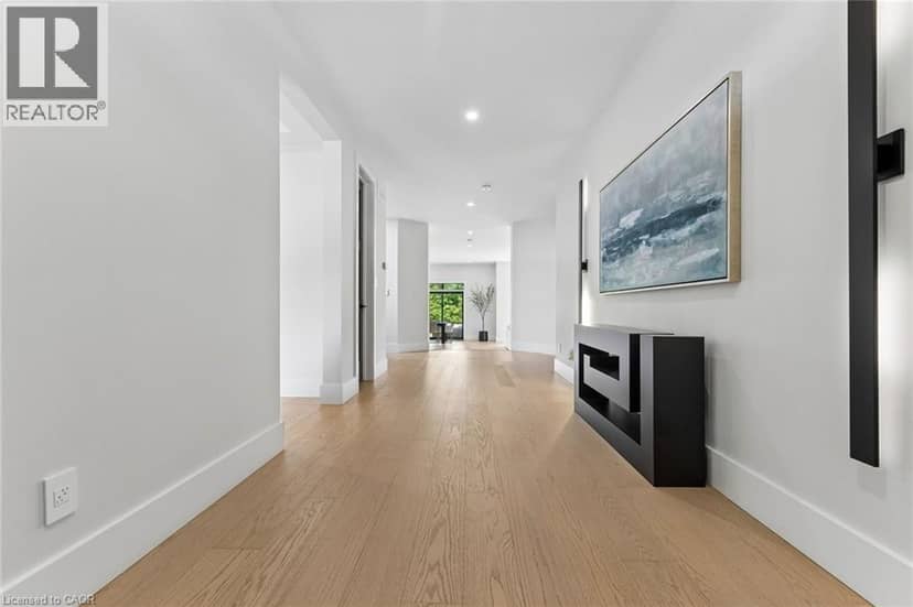 95 PONDCLIFFE Drive — photo 12 of 40