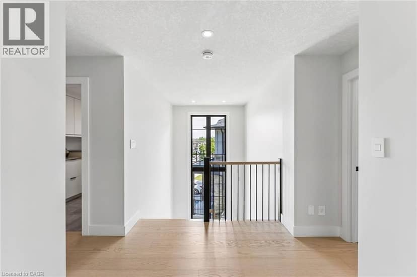 95 PONDCLIFFE Drive — photo 21 of 40