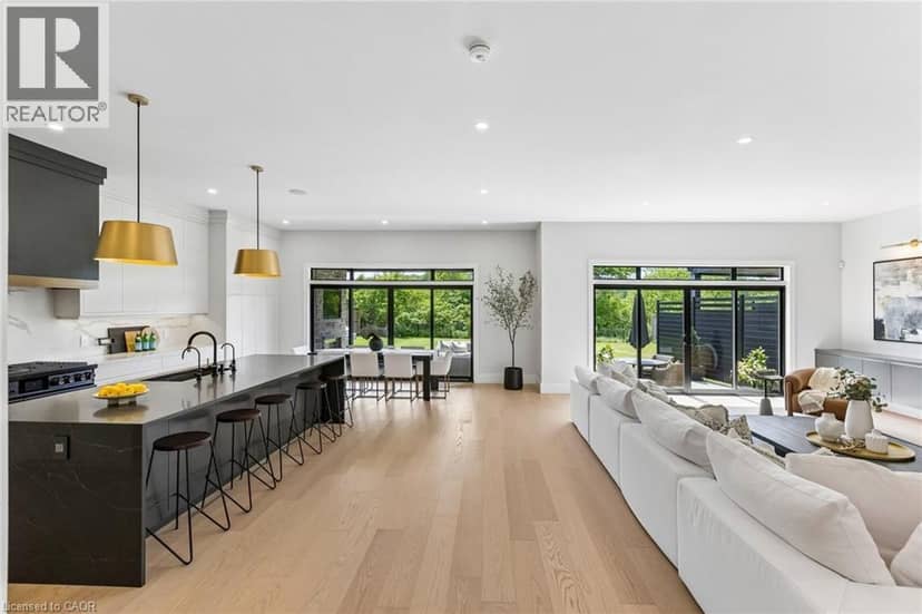 95 PONDCLIFFE Drive — photo 3 of 40