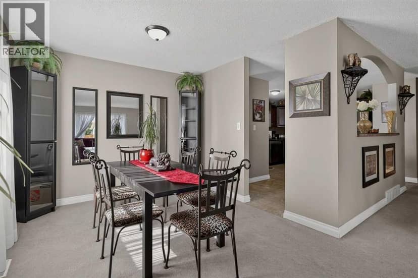 131 Cedarpark Drive SW, Calgary, photo 8