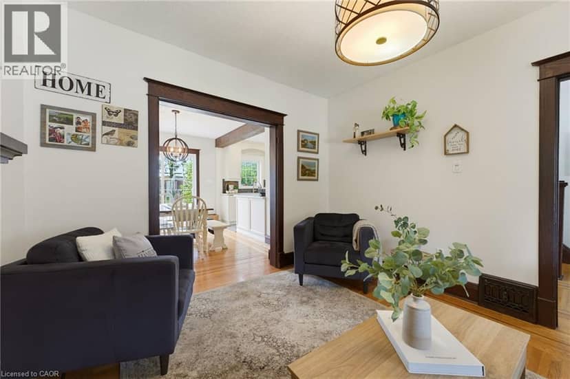 394 CHARLTON Avenue W — photo 12 of 40