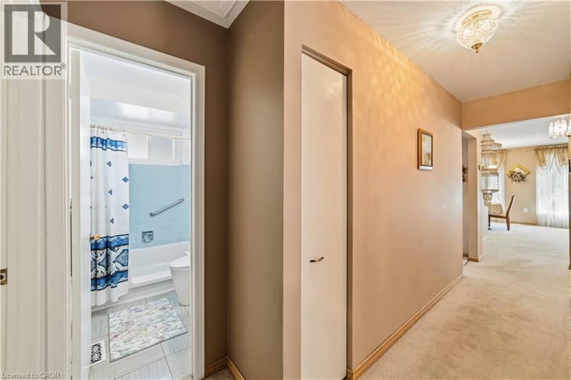 450 BRIGADOON Drive — photo 16 of 37