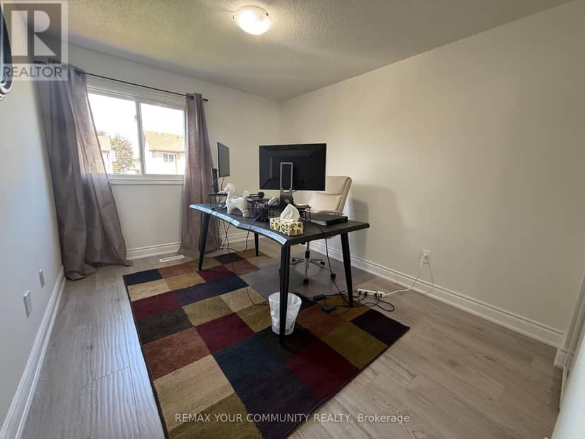 30 Chapman Drive — photo 11 of 22