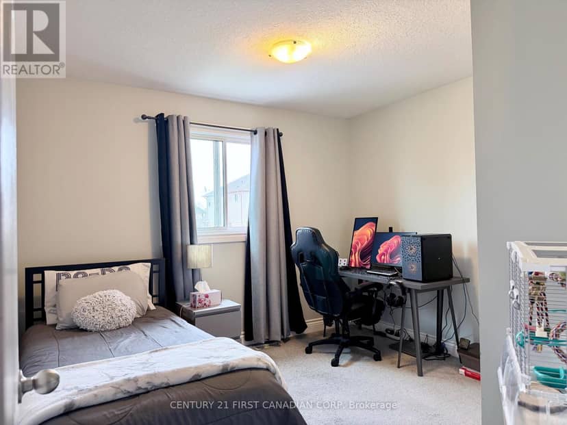 9 Barrett Crescent — photo 19 of 28